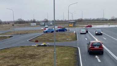 18. 2. Hradec Králové